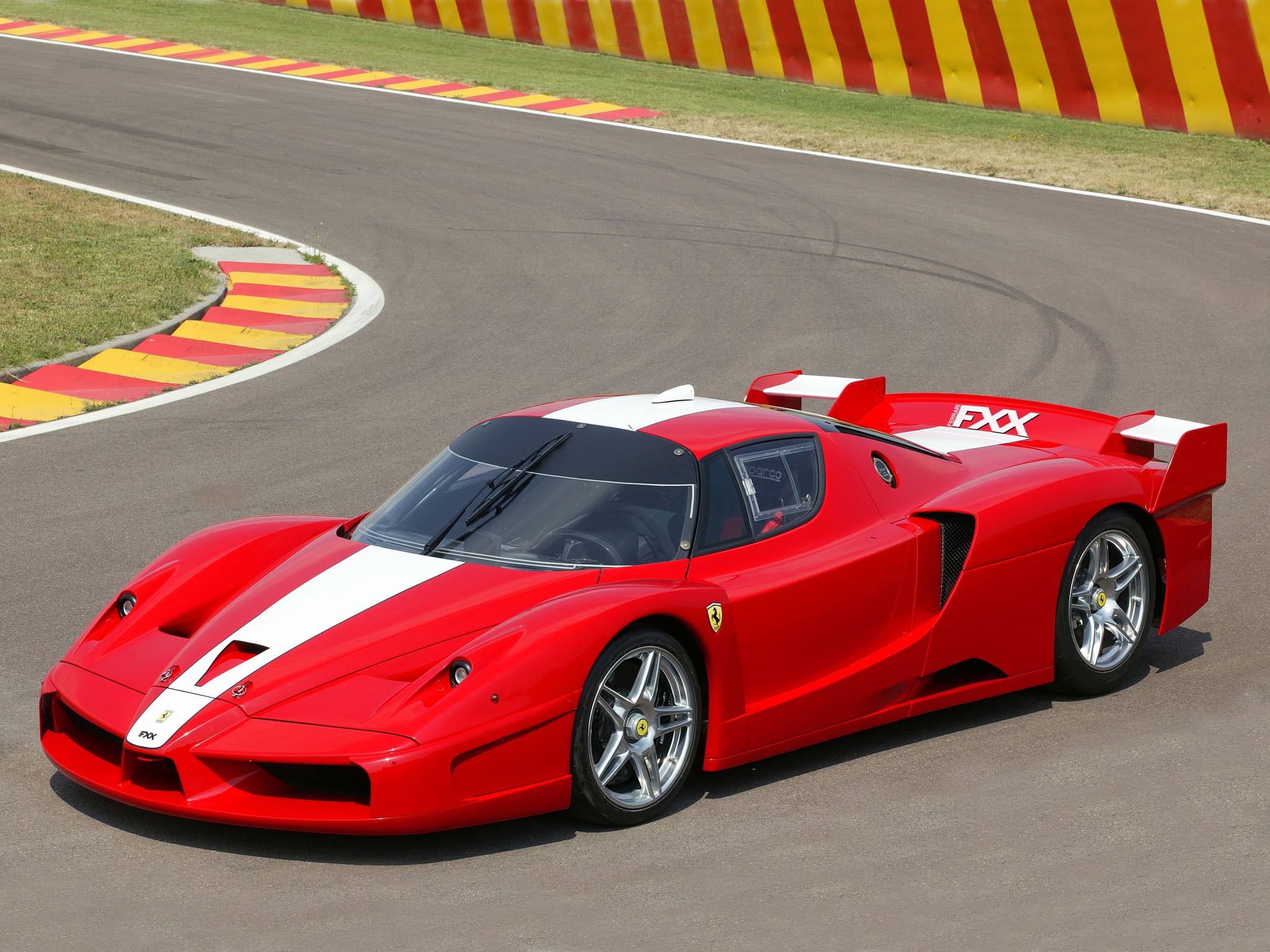 Ferrari Fxx photo 25