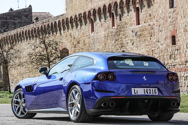 Ferrari Gtc4lusso T foto 11