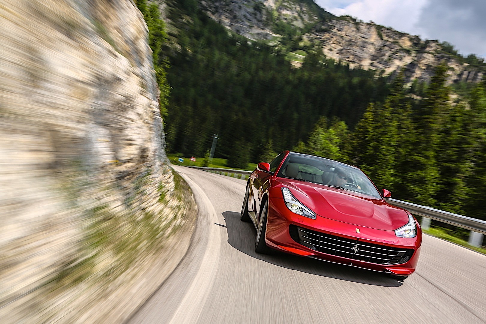 Ferrari Gtc4lusso photo 9