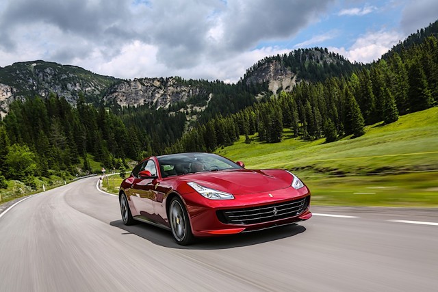 Ferrari Gtc4lusso foto 10