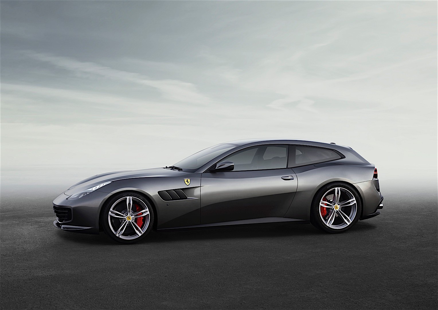 Ferrari Gtc4lusso photo 2