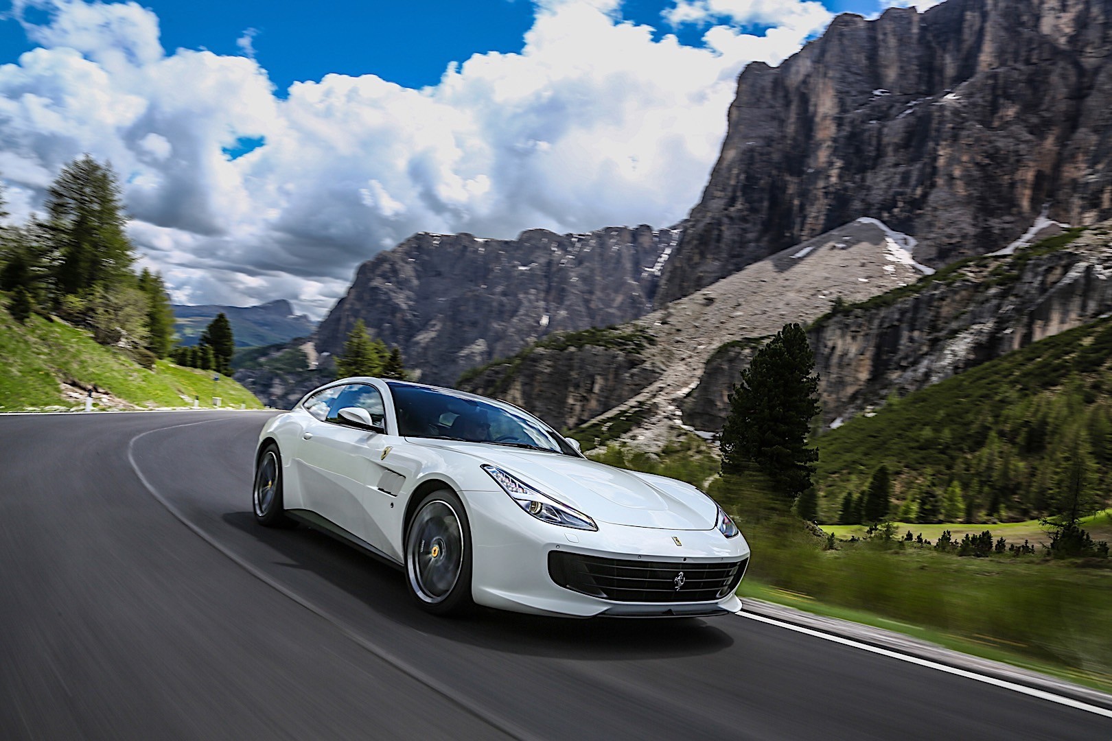 Ferrari Gtc4lusso photo 34