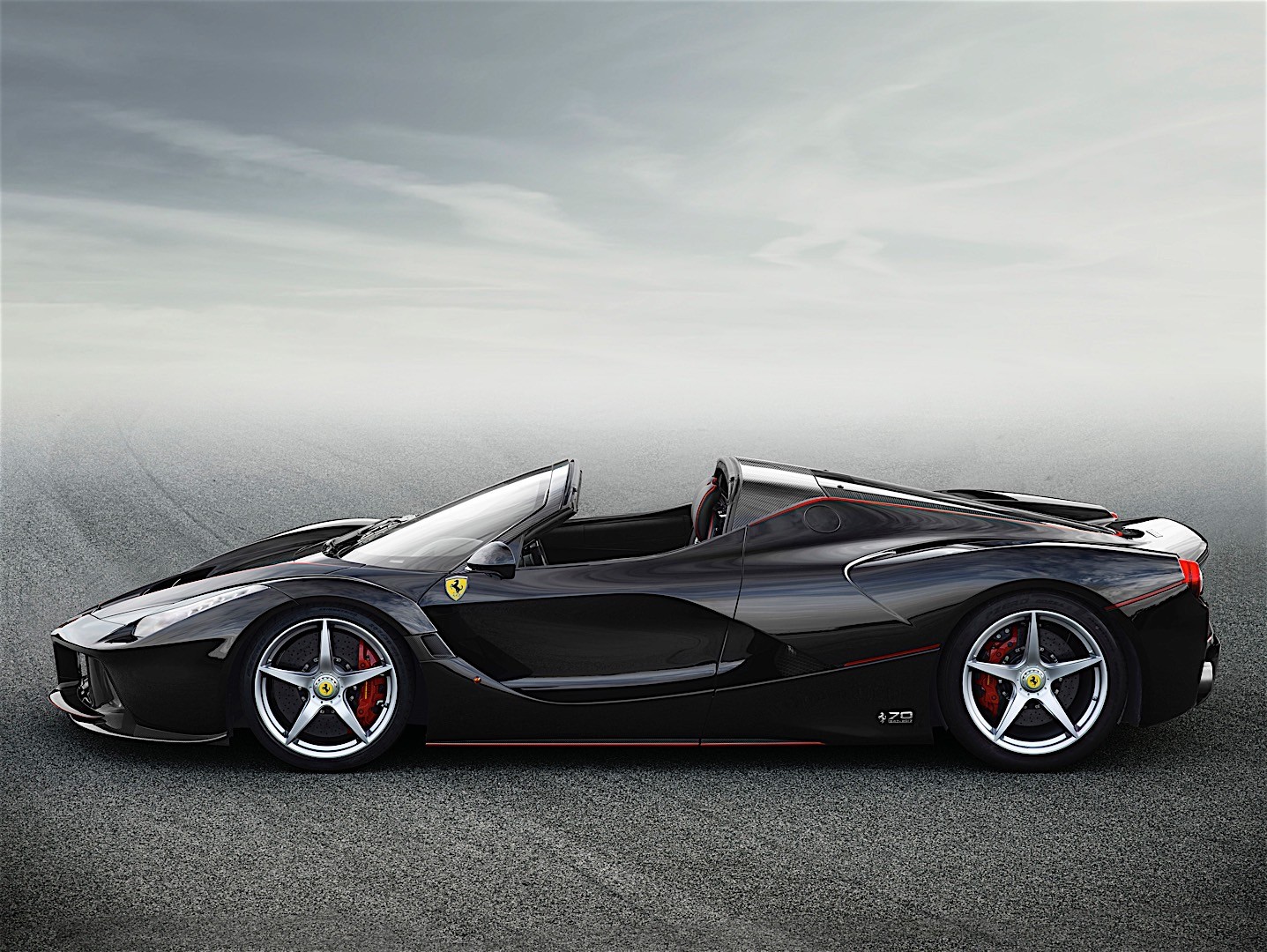 Ferrari Laferrari photo 2