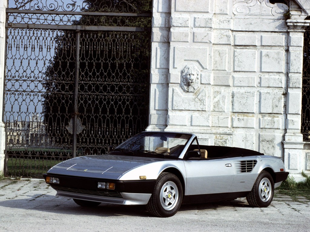 Ferrari Mondial Cabriolet photo 10