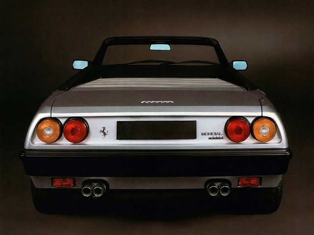Ferrari Mondial Cabriolet photo 2
