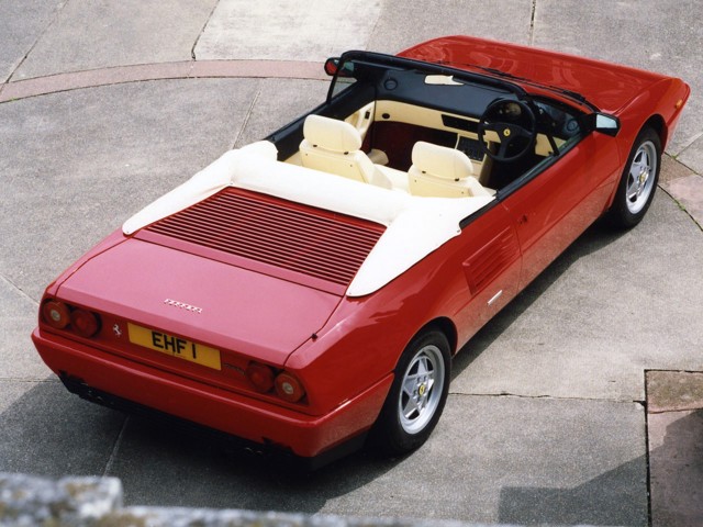 Ferrari Mondial Cabriolet photo 9