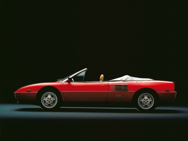 Ferrari Mondial Cabriolet photo 2