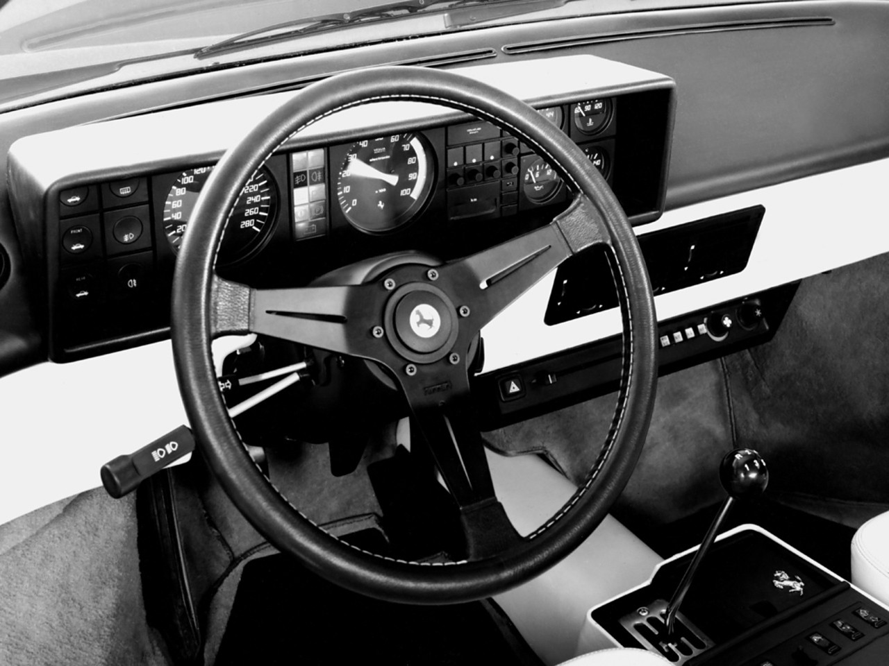 Ferrari Mondial photo 26