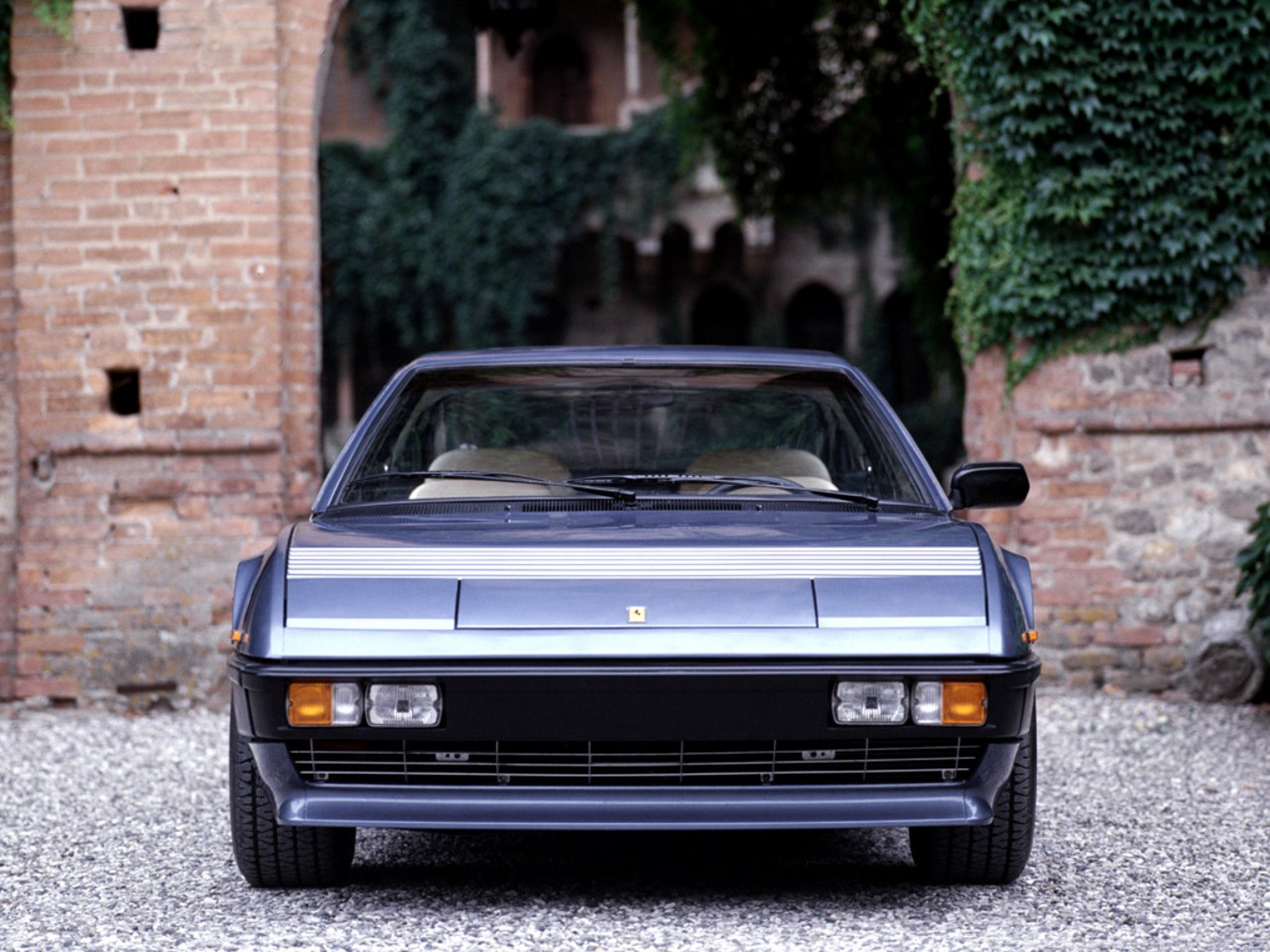 Ferrari Mondial photo 17