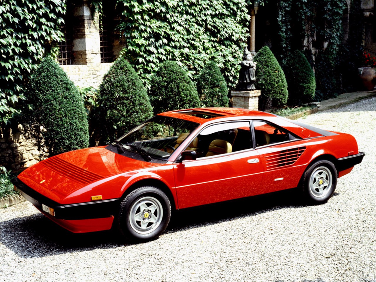 Ferrari Mondial photo 23