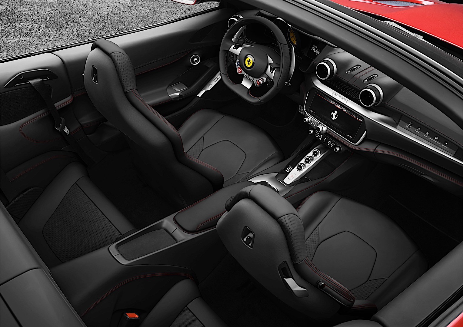 Ferrari Portofino photo 38