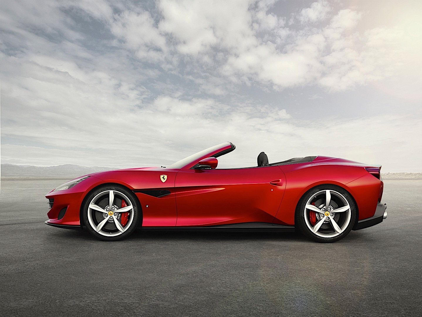 Ferrari Portofino photo 9