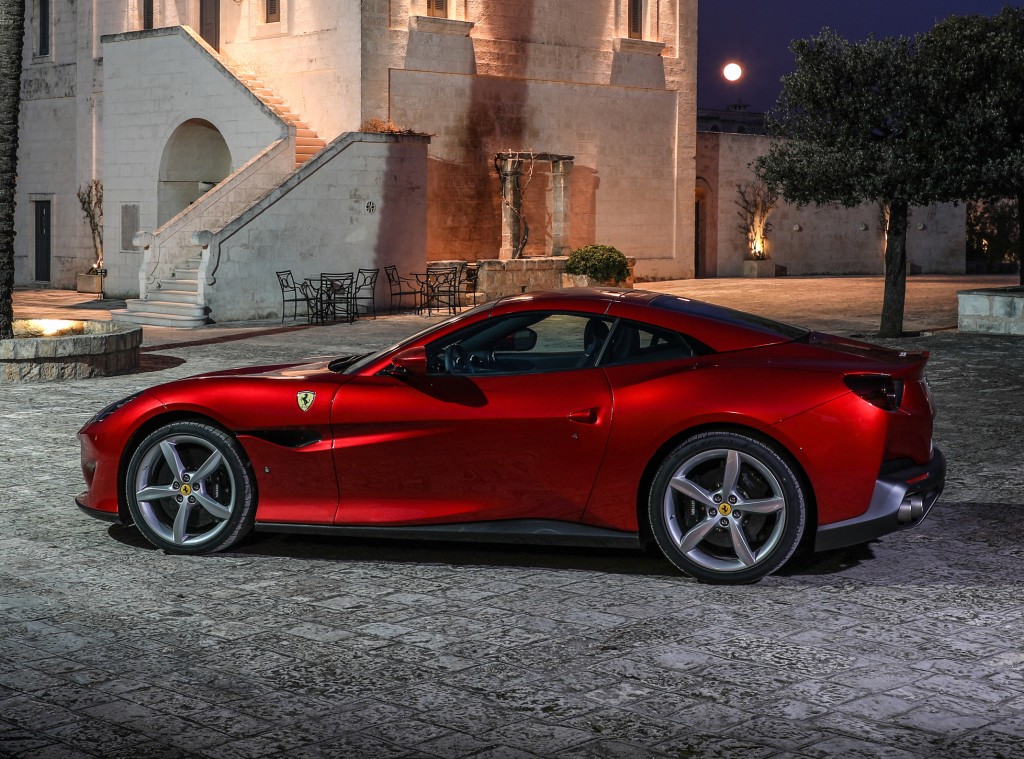 Ferrari Portofino photo 15