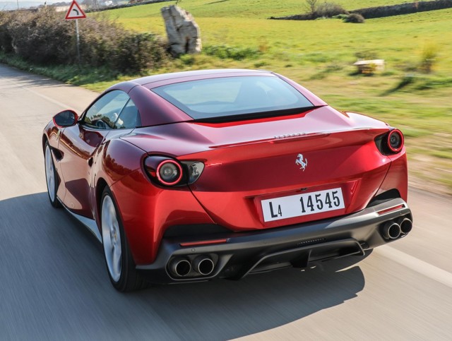 Ferrari Portofino photo 26