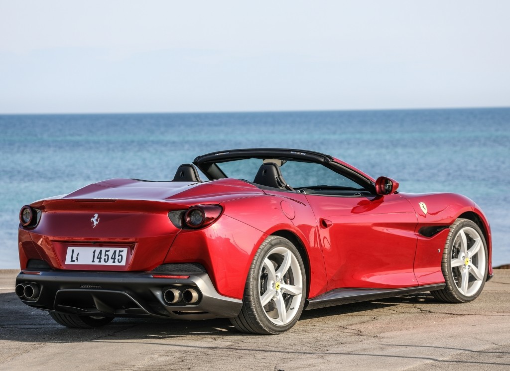 Ferrari Portofino photo 27