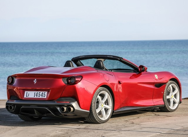 Ferrari Portofino photo 27