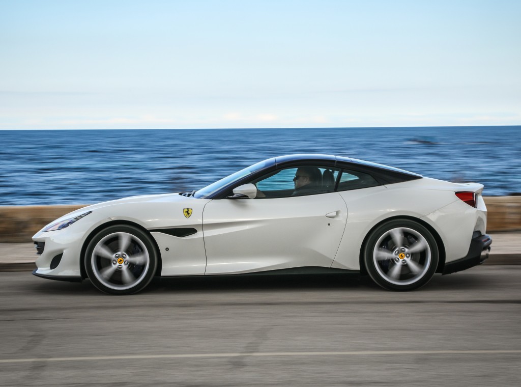 Ferrari Portofino photo 33