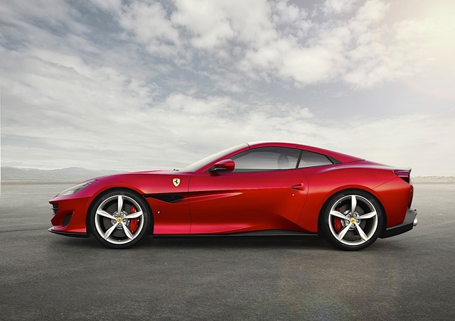 Ferrari Portofino photo 5