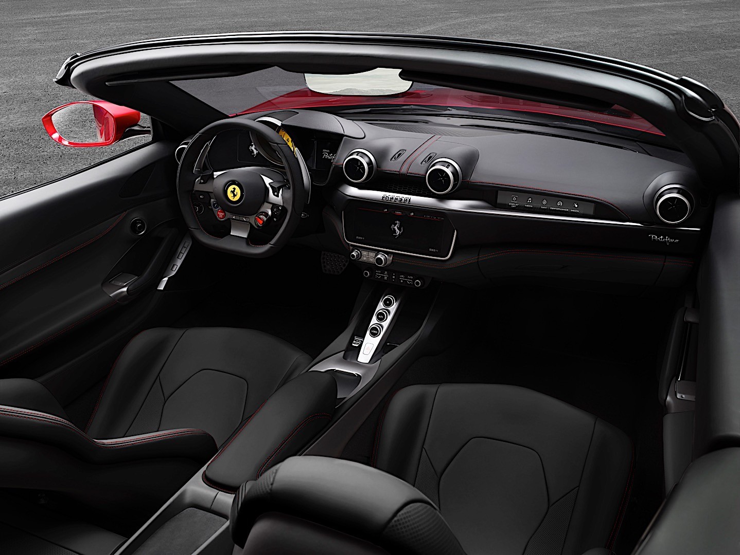 Ferrari Portofino photo 40