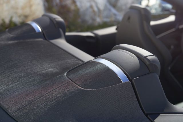 Ferrari Roma Convertible photo 13