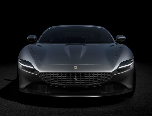 Ferrari Roma photo 9