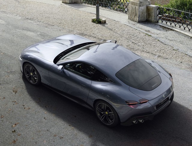 Ferrari Roma photo 10