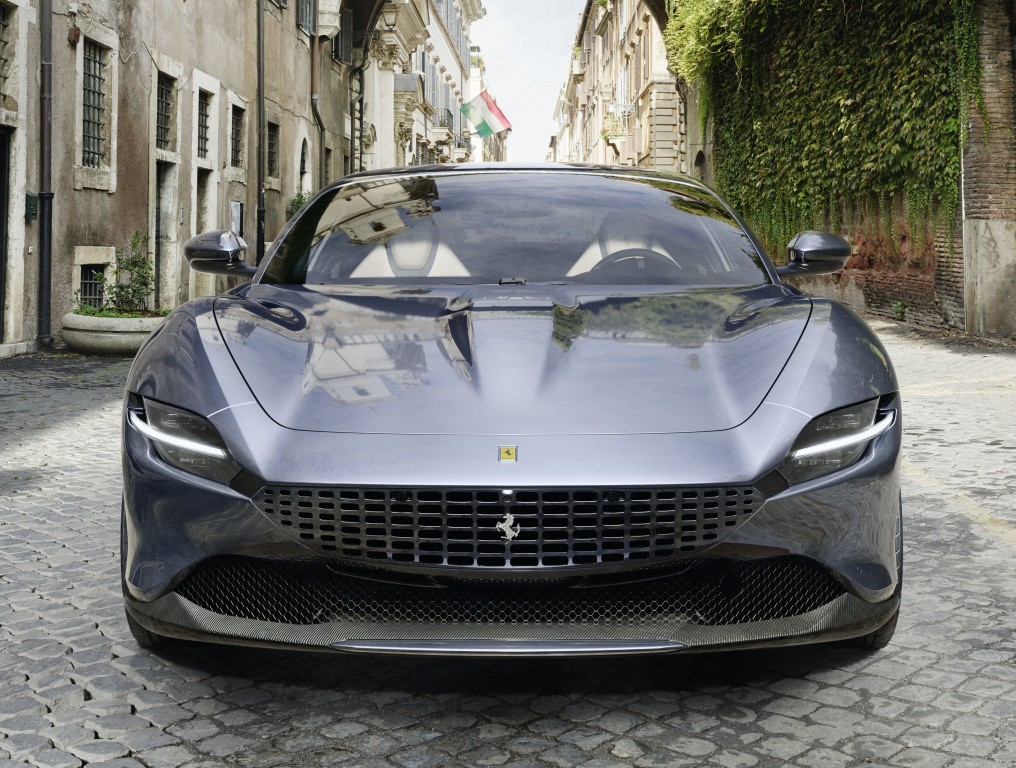 Ferrari Roma photo 12