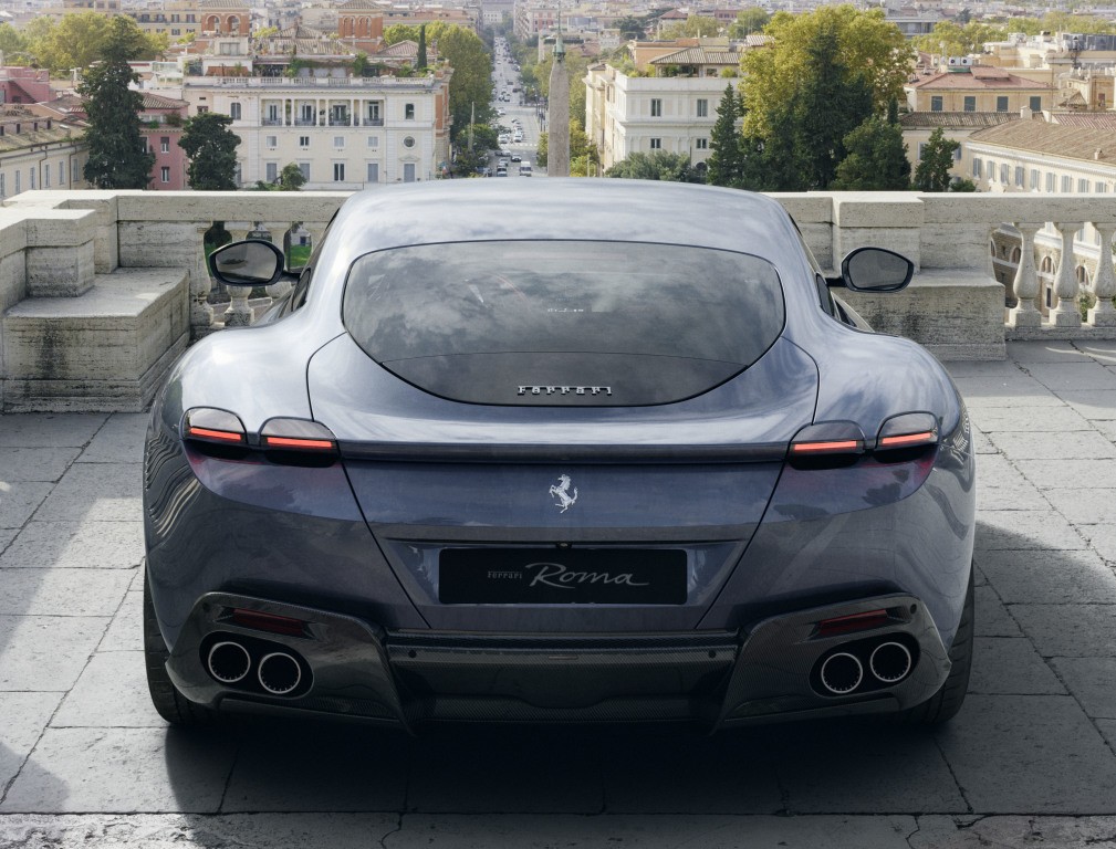 Ferrari Roma photo 13