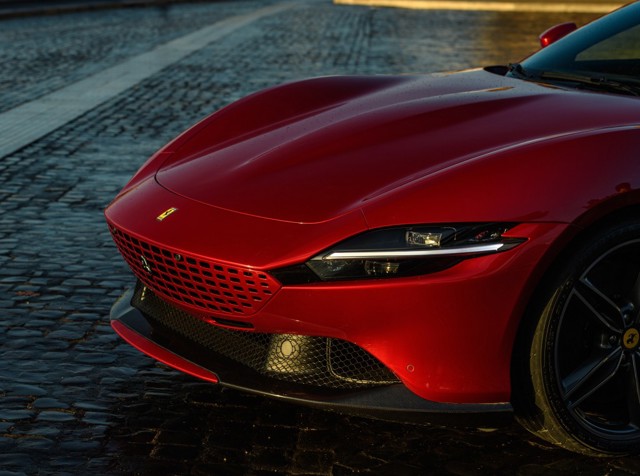 Ferrari Roma photo 15