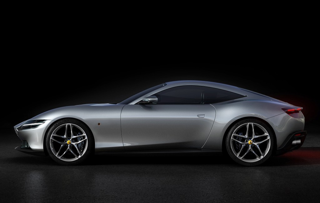 Ferrari Roma photo 8