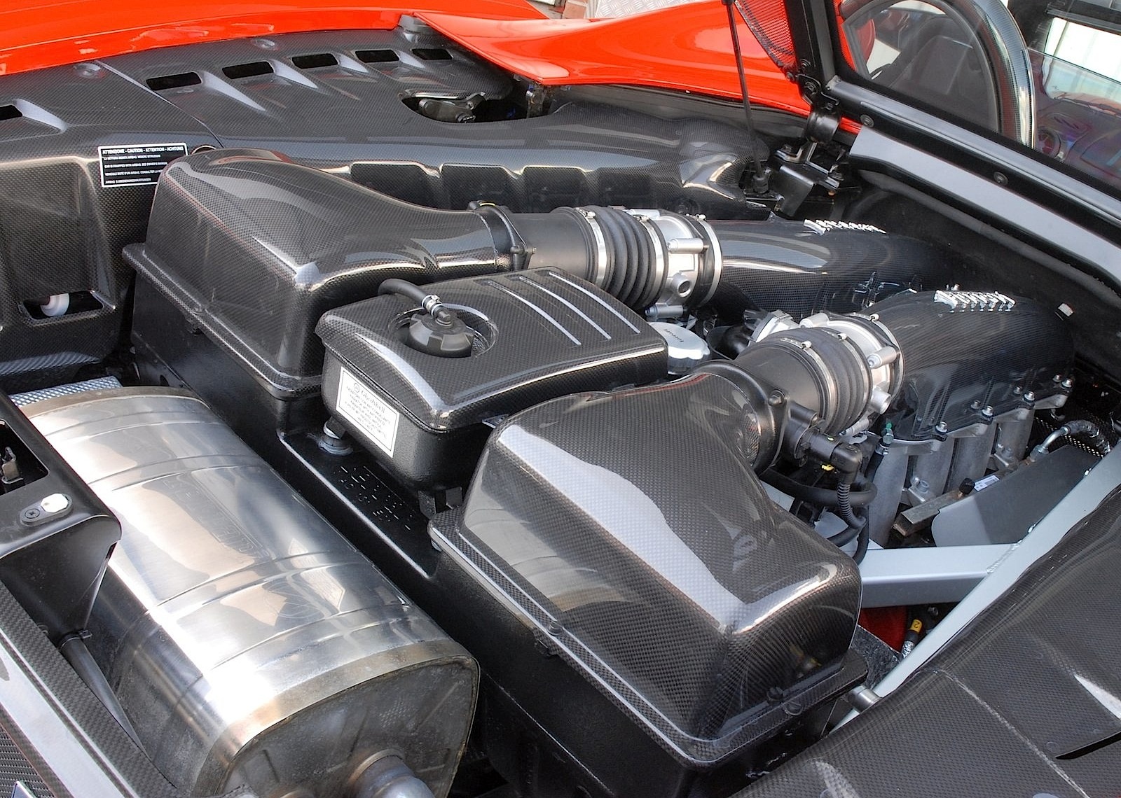 Ferrari Scuderia Spider photo 43