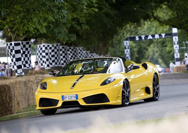Ferrari Scuderia Spider foto 9