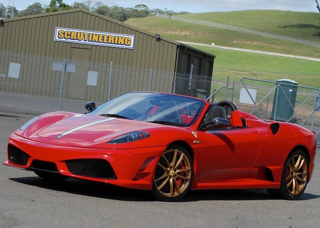 Ferrari Scuderia Spider foto 10