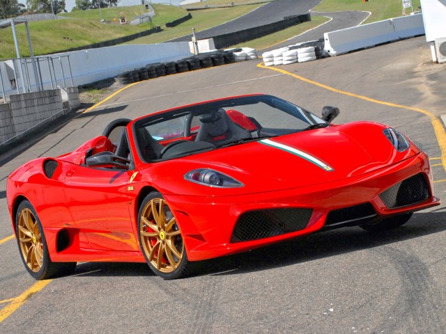 Ferrari Scuderia Spider foto 19