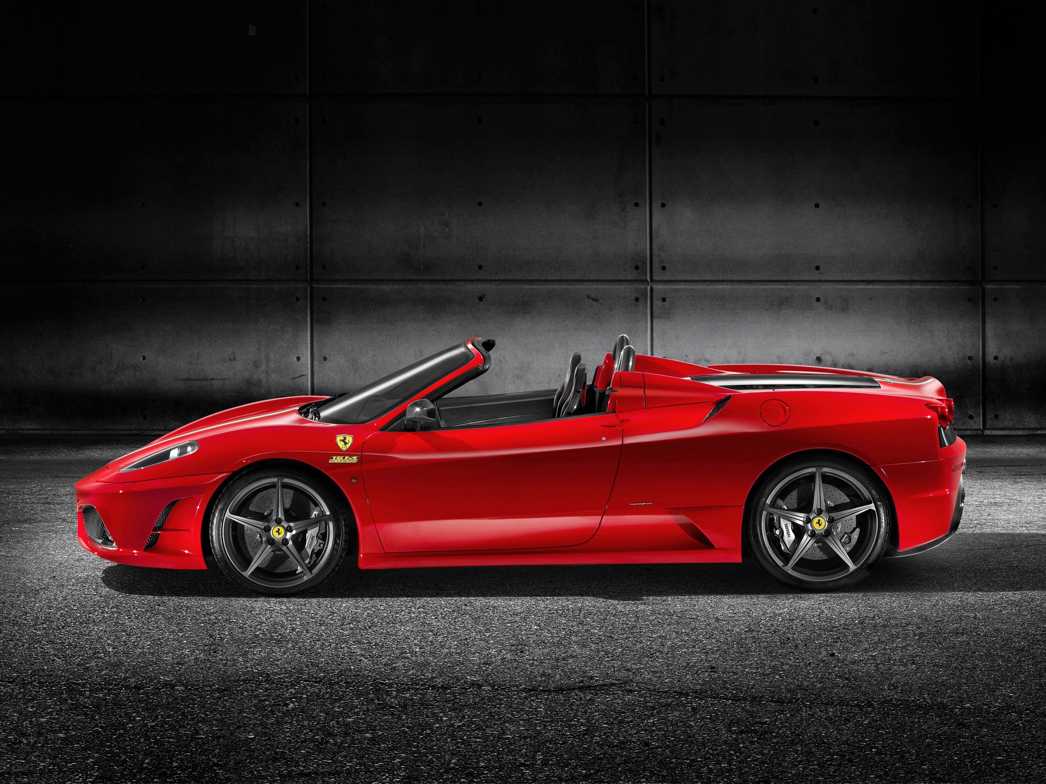 Ferrari Scuderia Spider photo 26