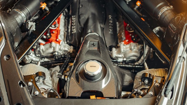 Ferrari Sf90 photo 30