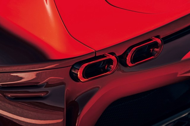 Ferrari Sf90 photo 7