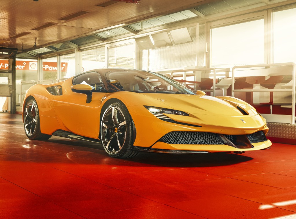 Ferrari Sf90 photo 16
