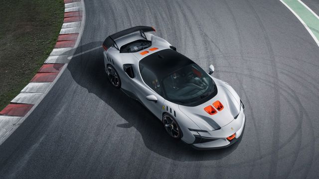 Ferrari Sf90 photo 4