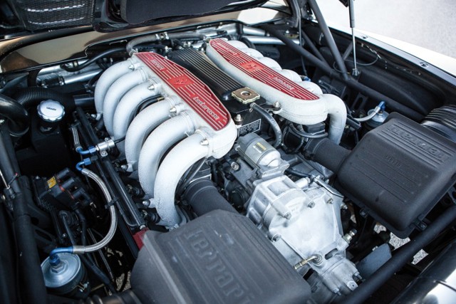 Ferrari Testarossa/512 Tr/512M photo 35