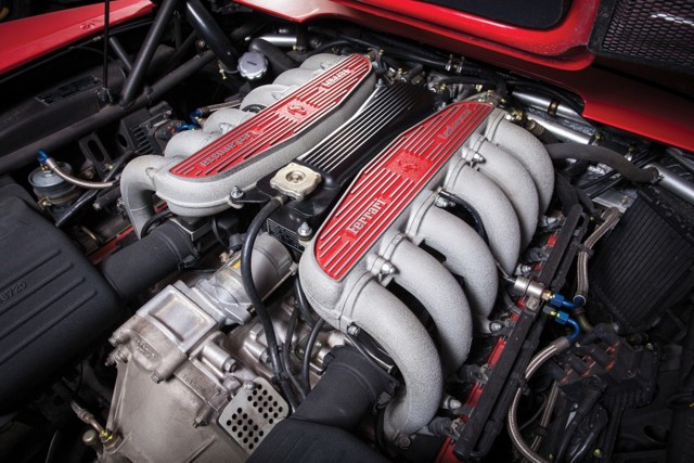 Ferrari Testarossa/512 Tr/512M photo 30