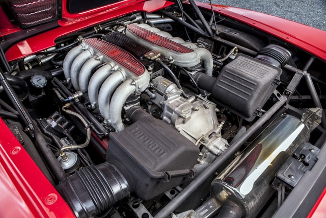Ferrari Testarossa/512 Tr/512M photo 32