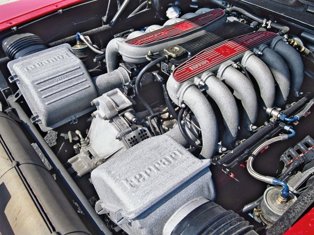 Ferrari Testarossa/512 Tr/512M photo 37