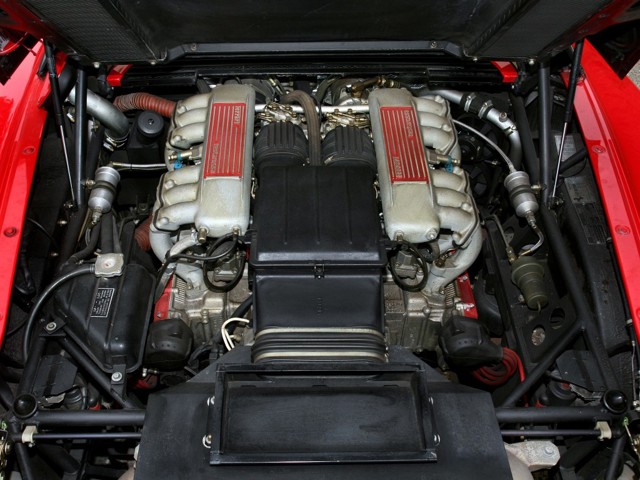 Ferrari Testarossa/512 Tr/512M photo 22