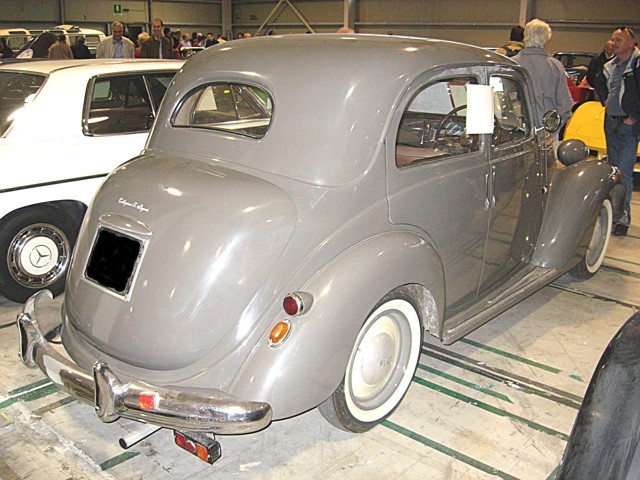 Fiat 1100 E photo 6