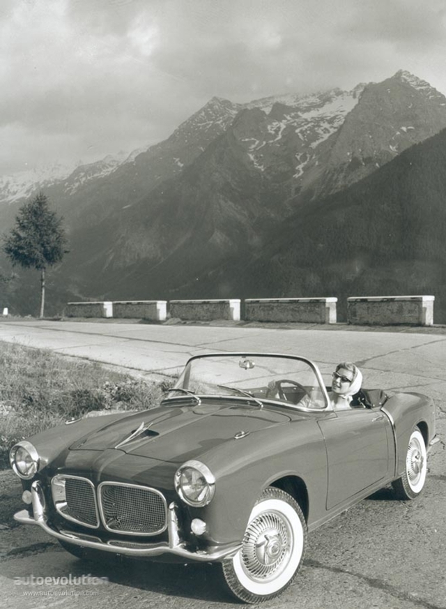 Fiat 1200 Spider foto 1