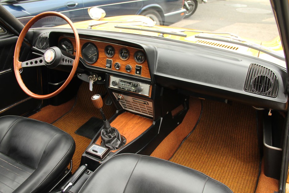 Fiat 124 Coupe photo 7