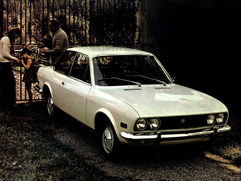 Fiat 124 Coupe photo 7