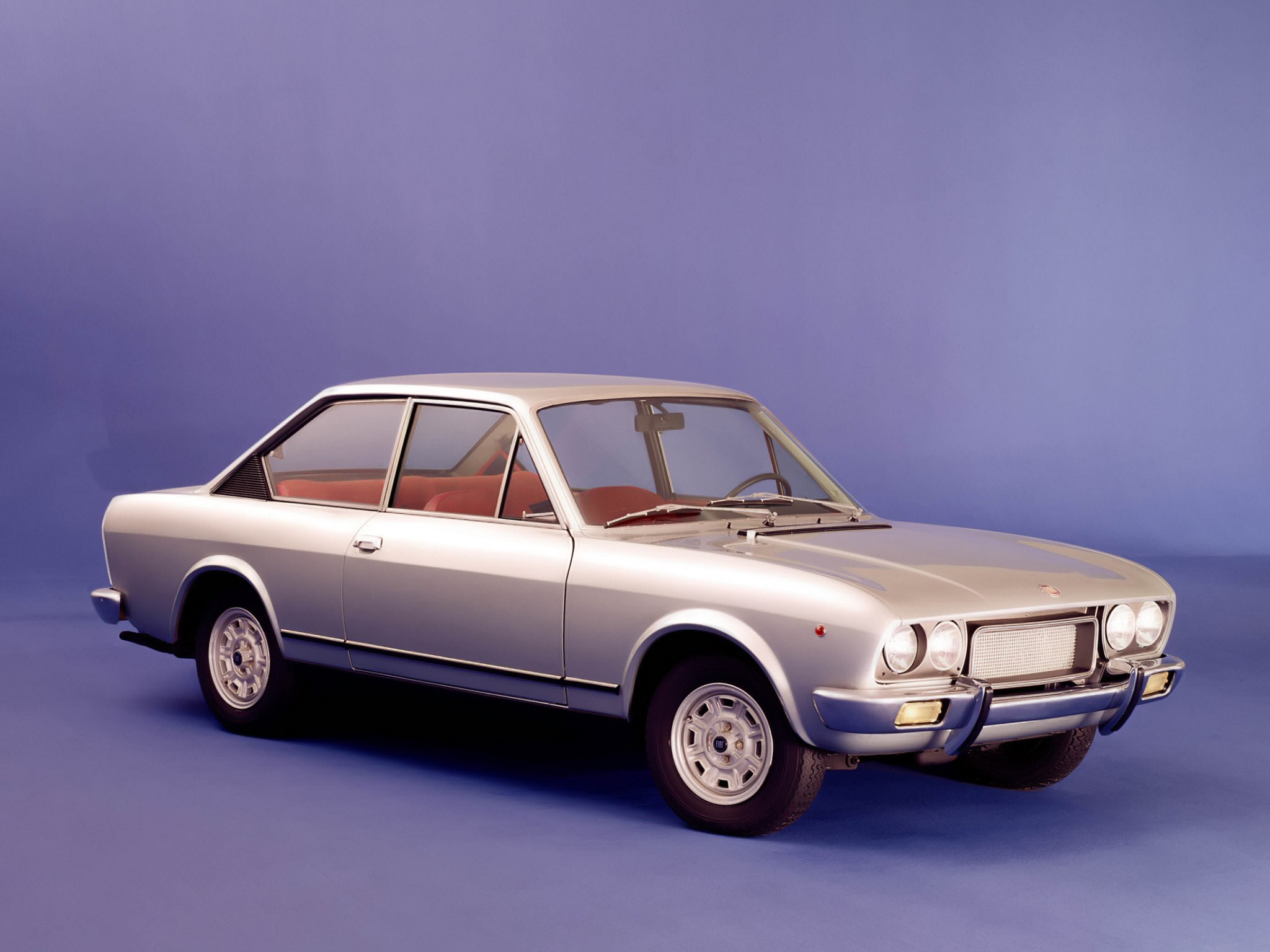 Fiat 124 Coupe photo 7