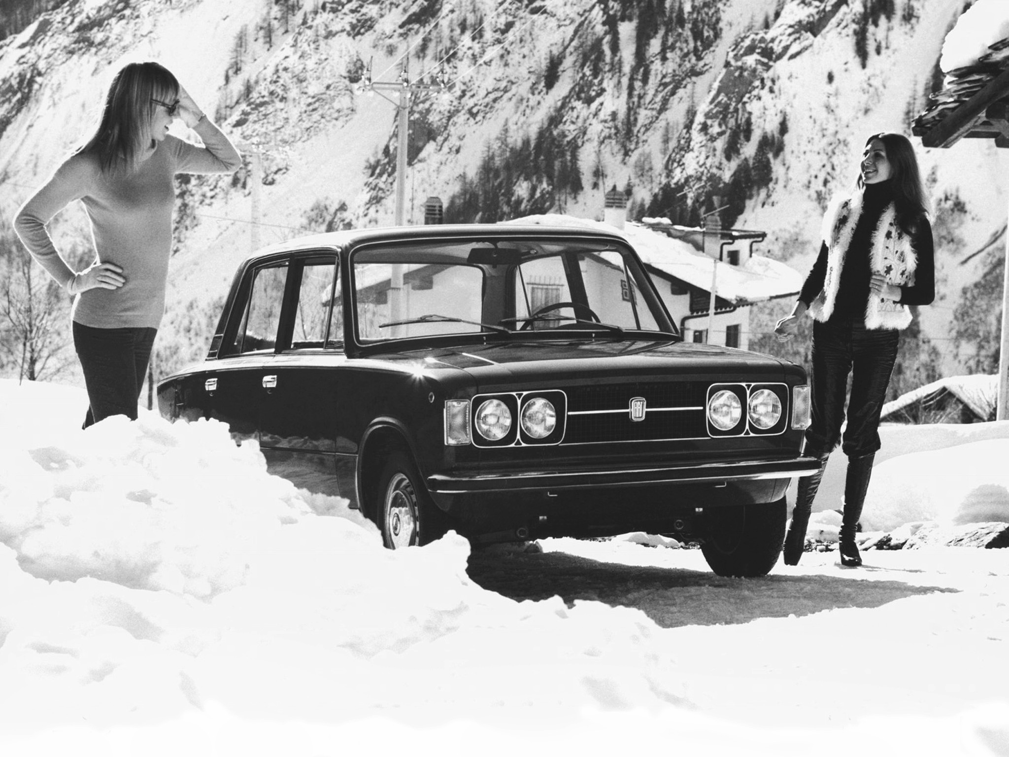 Fiat 124 Saloon photo 13